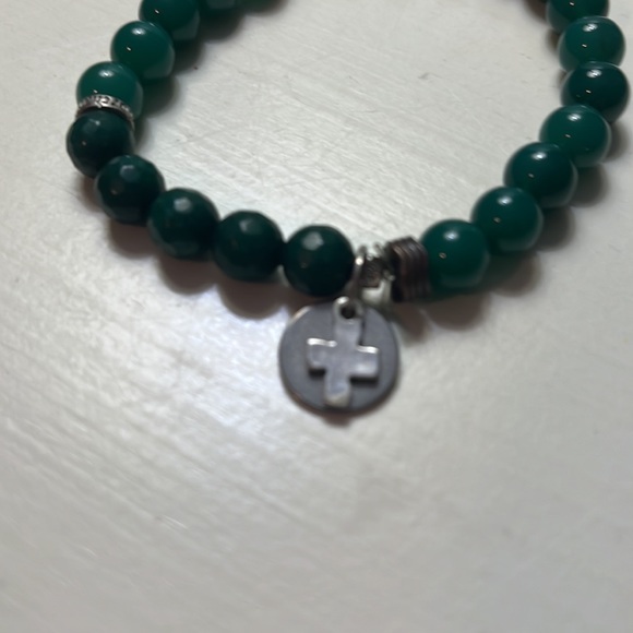 Br3. Chavez for charity green bracelet. - Picture 4 of 4